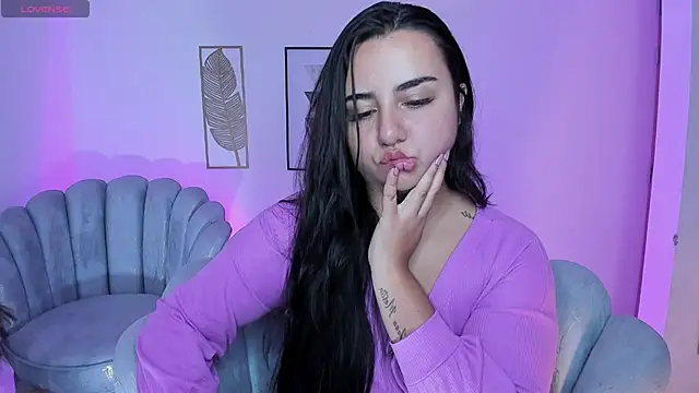 Gabriella evans  online show from 11/01/25, 11:23