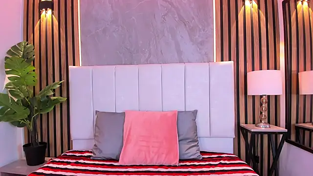 Sassha ferrer online show from 02/13/26, 11:17