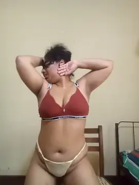 Expose Queen online show from 03/09/26, 06:39