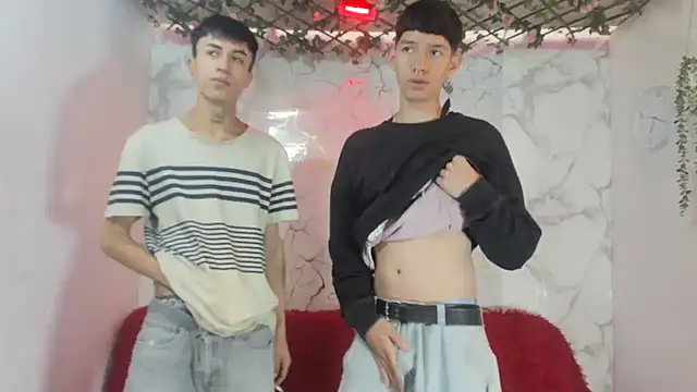 heyy noah11 online show from 04/18/26, 01:37