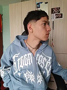 heyy noah11 online show from 07/19/26, 07:39