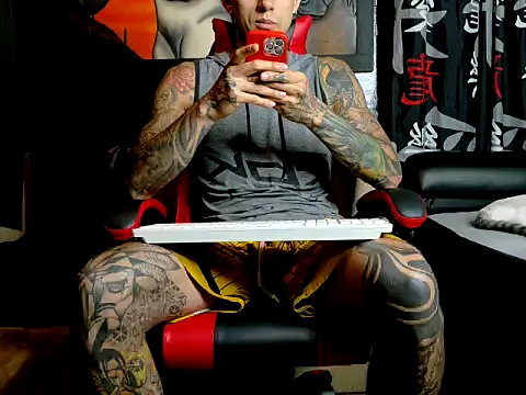 Molotov Explosive online show from 10/17/25, 12:01