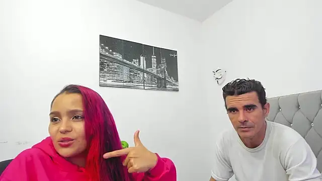 Sofi And Santy online show from 11/22/25, 01:48