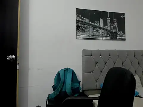 Sofi And Santy online show from 04/14/26, 12:16