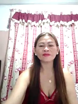 Snapshot of merr_ann123 chatting on 04/27/26, 11:58 merr ann123 online show from 04/27/26, 11:58