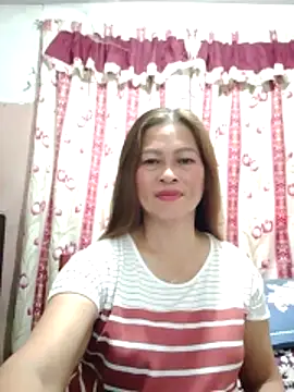 Snapshot of merr_ann123 chatting on 05/18/26, 08:20 merr ann123 online show from 05/18/26, 08:20