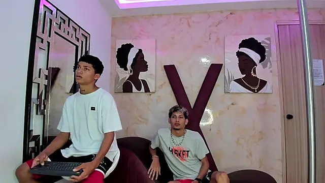 EMPIRE BOYS1 online show from 02/02/26, 07:23