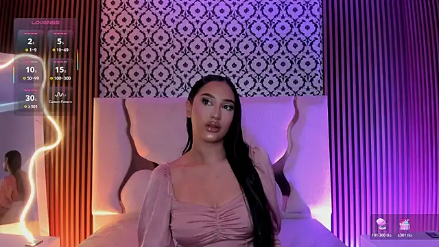 BEELLA TAY1 online show from 02/26/26, 12:48