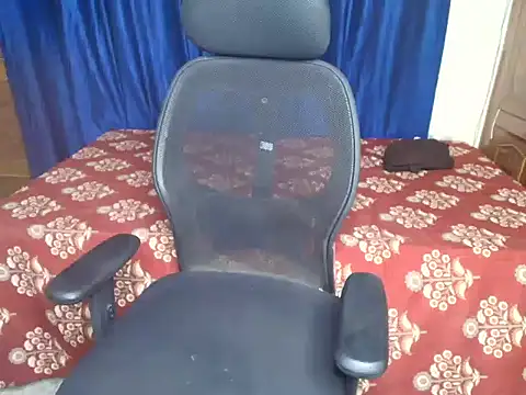 hii tanisha online show from 04/04/26, 05:38