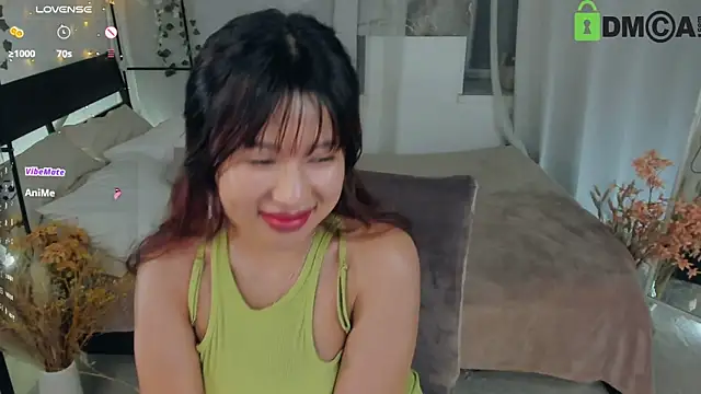 Snapshot of Erika_Kim chatting on 07/12/26, 07:43 Erika Kim online show from 07/12/26, 07:43