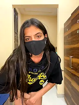 deepikaa aroraa online show from 11/27/25, 03:58