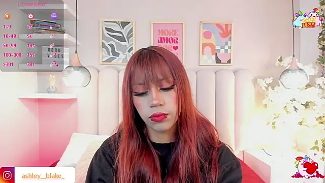 Isabella  gonzalez  online show from 01/07/26, 03:31