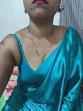 Snapshot of Best_Kannada_Couple chatting on 05/15/26, 05:25 Best Kannada Couple online show from 05/15/26, 05:25