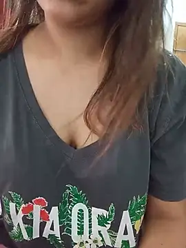 Tanha18 online show from 07/17/26, 06:20