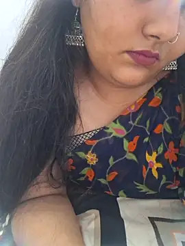 Saffroncutie online show from 10/16/25, 03:13