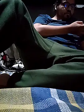 axel-spr online show from 10/17/25, 04:37