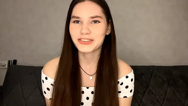 KaseyByczek online show from 10/22/25, 09:36