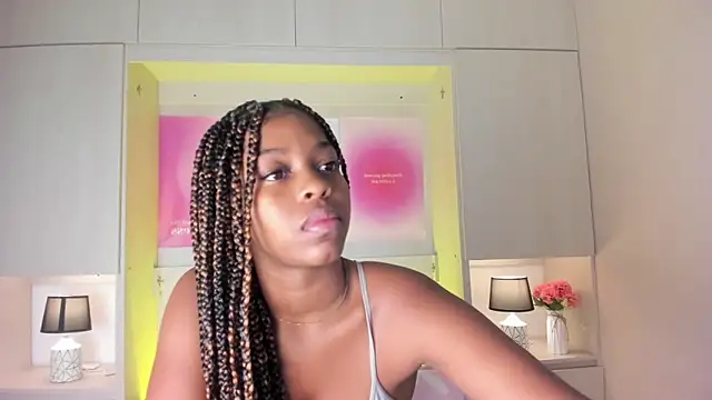 MaraBaker online show from 02/02/26, 11:42