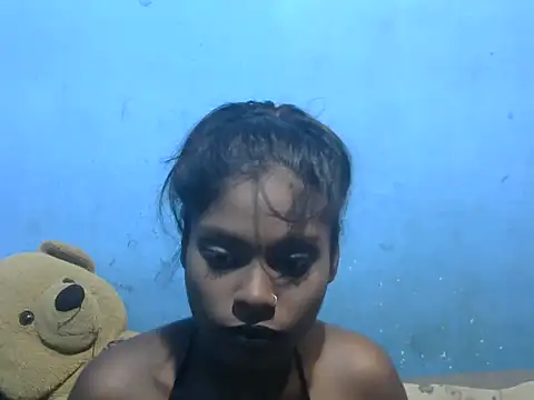 Indiansmiley01 online show from 01/16/26, 04:33
