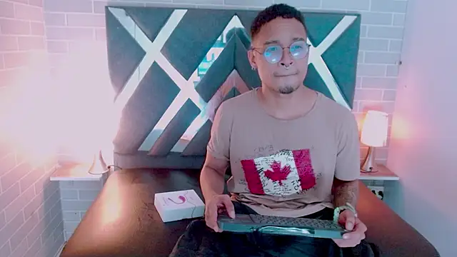 Jayden Morris online show from 04/11/26, 01:43