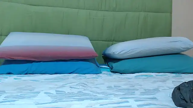 Monellaxx online show from 04/01/26, 12:17