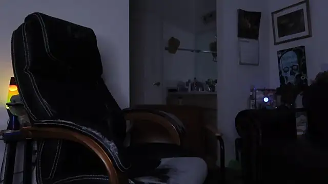 BellaBlueBBW online show from 03/18/26, 12:30