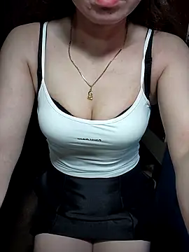 LeanaLy online show from 11/07/25, 11:38