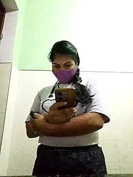 Snapshot of PG_girl_12th chatting on 10/18/25, 04:52 PG girl 12th online show from 10/18/25, 04:52