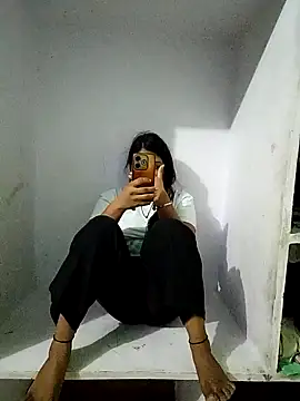 PG girl 12th online show from 10/30/25, 05:35