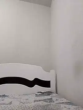 Camilanifeta online show from 12/18/25, 04:35