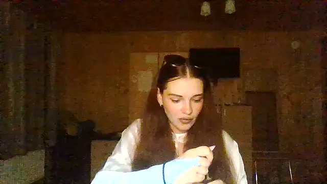 AmeliieLaFleur online show from 07/12/26, 08:22