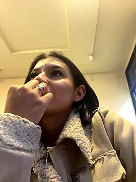 AlyssaRay online show from 03/24/26, 06:46