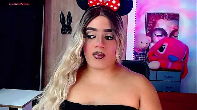 Sofiabigcock22 online show from 10/18/25, 08:53