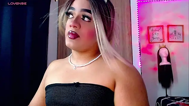 Sofiabigcock22 online show from 02/12/26, 04:18