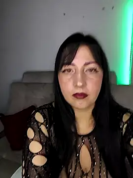 kitten25-hott online show from 10/22/25, 02:01