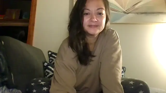 Snapshot of magical_jasmine chatting on 11/08/25, 11:43 magical jasmine online show from 11/08/25, 11:43