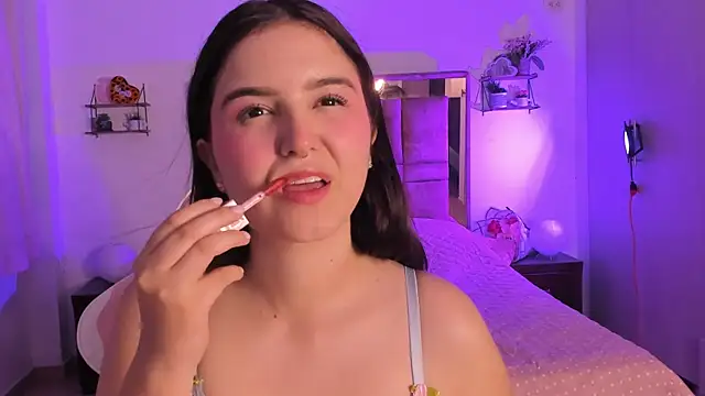 MIACUTEE  online show from 03/07/26, 10:29