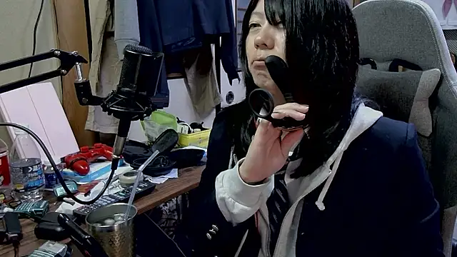 harinyanxxx online show from 03/23/26, 06:34