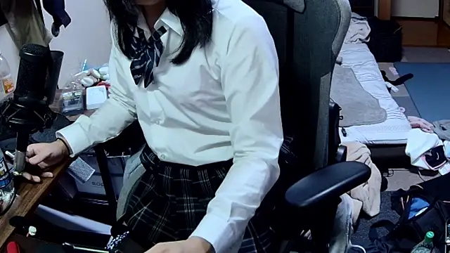 harinyanxxx online show from 04/18/26, 07:18