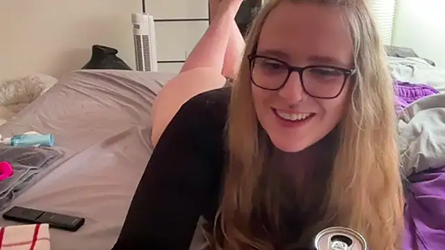 Snapshot of Pattyworld69 chatting on 10/12/25, 05:45 Pattyworld69 online show from 10/12/25, 05:45