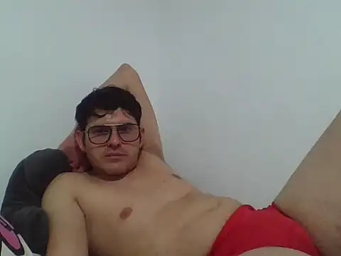 Snapshot of Dariusbi chatting on 11/09/25, 06:01 Dariusbi online show from 11/09/25, 06:01