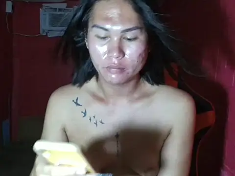Snapshot of sexychekaiixxx chatting on 05/20/26, 01:56 sexychekaiixxx online show from 05/20/26, 01:56