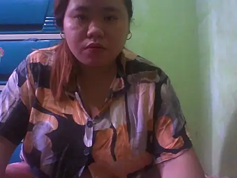 Snapshot of chubbybigtits_01 chatting on 10/18/25, 06:48 chubbybigtits 01 online show from 10/18/25, 06:48