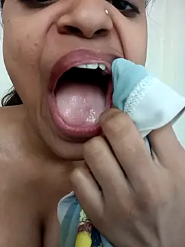 Zoya-Baby1 online show from 11/09/25, 06:33