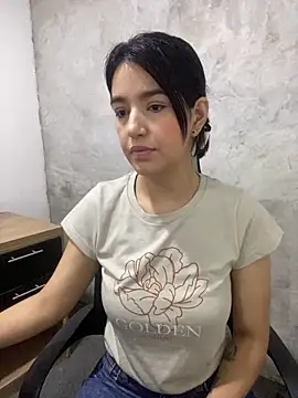 1evelinewood online show from 03/12/25, 04:24