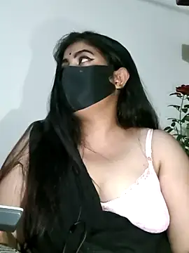 Jessica-03 online show from 10/24/25, 04:58