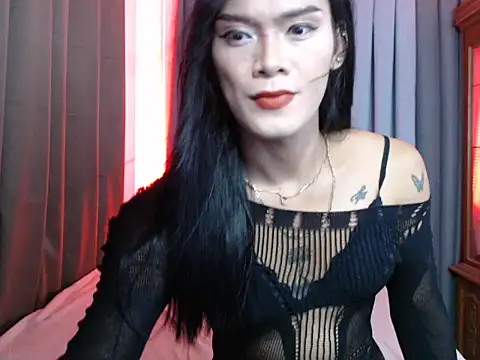 kettie  online show from 11/14/25, 09:41