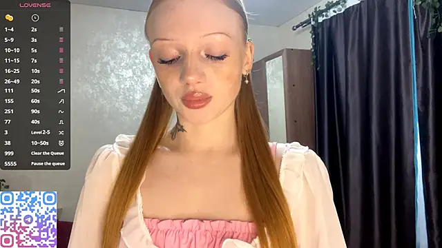 Iamlylu online show from 11/15/25, 05:38