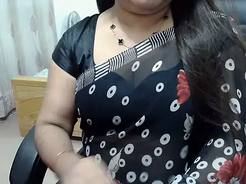 SexyRani2000 online show from 06/25/26, 04:11