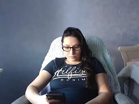 LuckyLisa23 online show from 03/27/26, 02:50